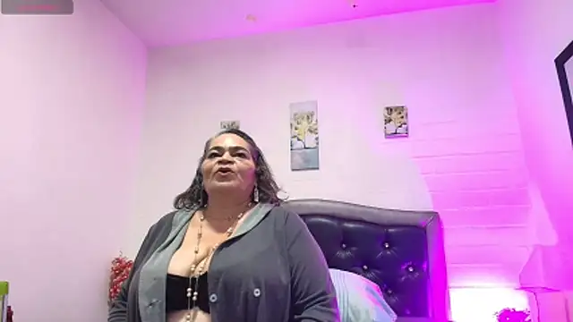 VickyBoobss online show from June 2026 05:17:02 PM
