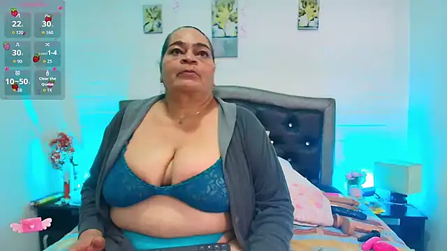 VickyBoobss online show from May 2026 02:00:02 PM