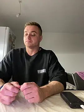 viamen online show from October 2025 03:46:02 PM