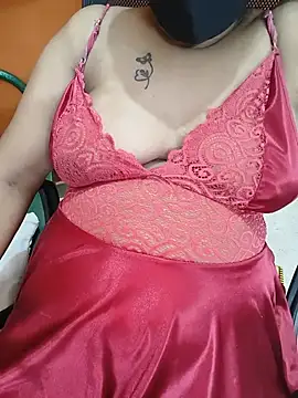 Snapshot of Lolitatamil chatting on June 2026 07:19:01 PM Lolitatamil online show from June 2026 07:19:01 PM