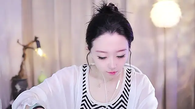 Zoe-99 online show from November 2025 12:08:01 PM