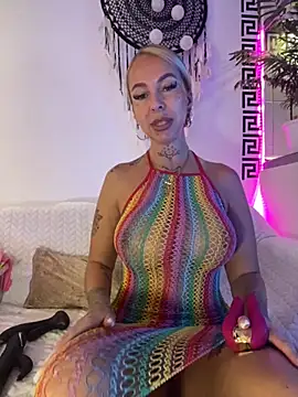 CheekyChels online show from October 2025 09:00:02 AM