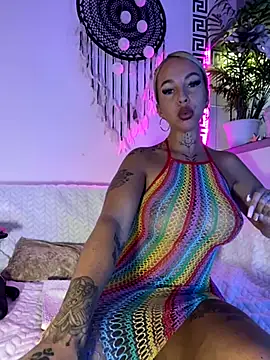 CheekyChels online show from October 2025 04:10:02 PM