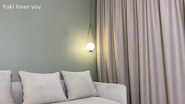 Snapshot of PurpleAsians chatting on December 2025 05:51:01 PM PurpleAsians online show from December 2025 05:51:01 PM