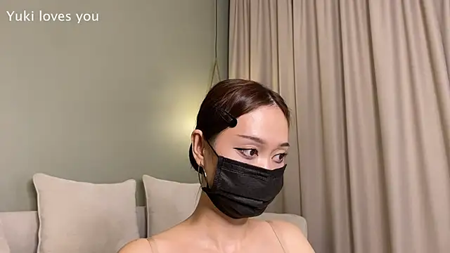 Snapshot of PurpleAsians chatting on November 2025 05:57:01 PM PurpleAsians online show from November 2025 05:57:01 PM