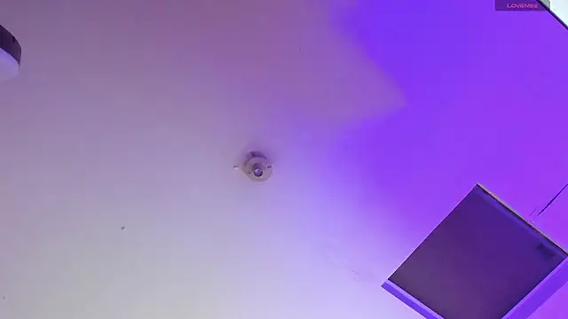 Snapshot of kathy_bakerr chatting on February 2026 01:21:01 PM kathy bakerr online show from February 2026 01:21:01 PM