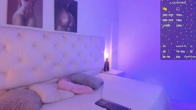 Snapshot of kathy_bakerr chatting on October 2025 01:01:01 PM kathy bakerr online show from October 2025 01:01:01 PM