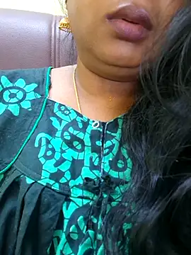 Snapshot of kanikasree chatting on October 2025 05:51:02 AM kanikasree online show from October 2025 05:51:02 AM