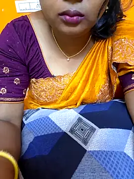 Snapshot of kanikasree chatting on March 2025 06:56:02 PM kanikasree online show from March 2025 06:56:02 PM