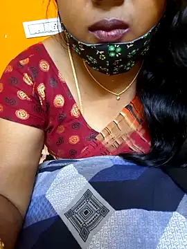 Snapshot of kanikasree chatting on February 2025 11:10:02 PM kanikasree online show from February 2025 11:10:02 PM