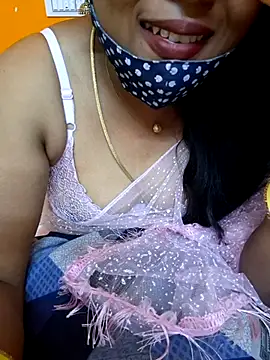Snapshot of kanikasree chatting on March 2025 04:45:01 PM kanikasree online show from March 2025 04:45:01 PM
