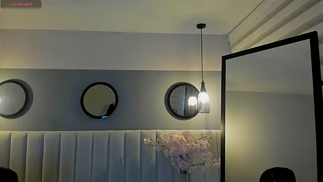 chelsea bolton  online show from March 2026 12:07:02 PM