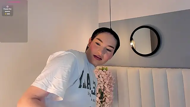 chelsea bolton  online show from March 2026 12:29:01 PM