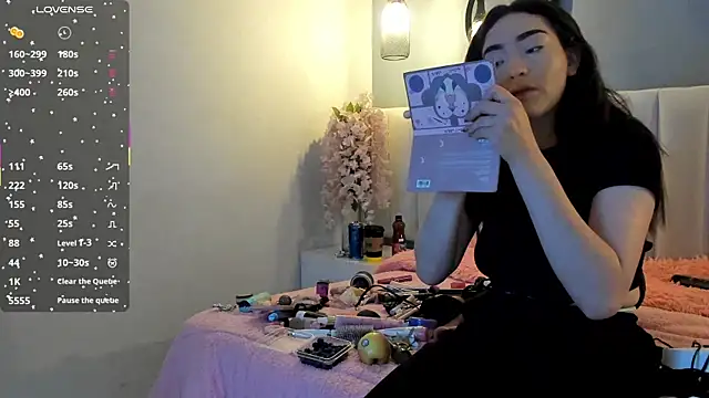 chelsea bolton  online show from April 2026 12:18:02 PM