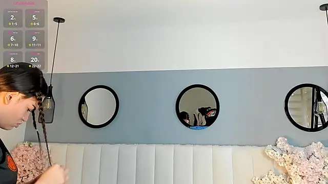 chelsea bolton  online show from March 2026 12:39:01 PM