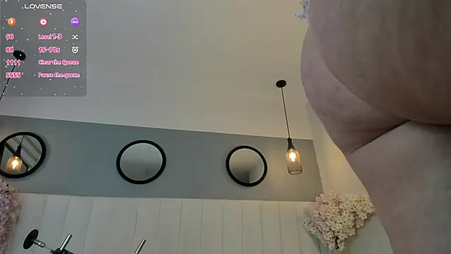 chelsea bolton  online show from February 2026 01:10:01 PM