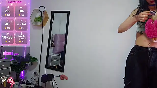 madison oli online show from October 2025 01:09:01 PM