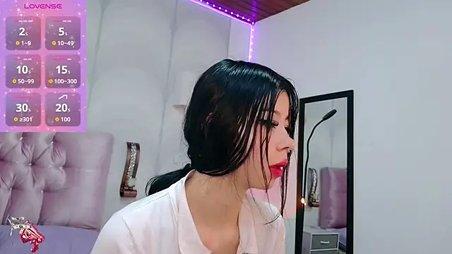 madison oli online show from October 2025 02:06:01 AM