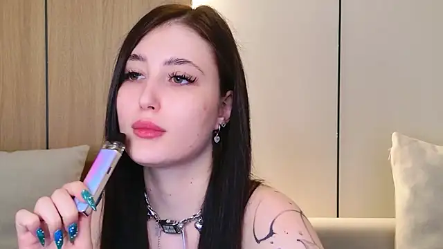 EmmaLawrens online show from July 2026 10:46:02 AM
