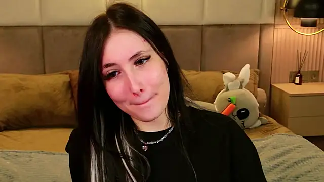 EmmaLawrens online show from April 2026 10:44:01 AM