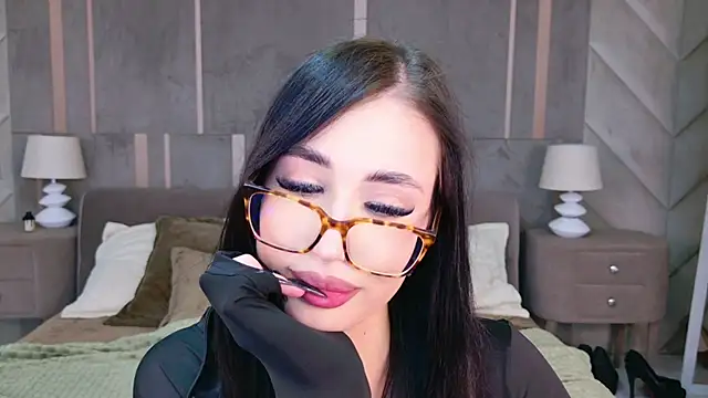 EmmaLawrens online show from March 2025 08:16:01 PM