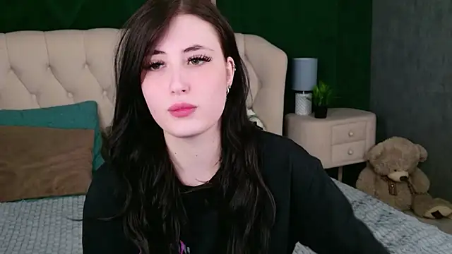 EmmaLawrens online show from July 2026 03:51:02 PM
