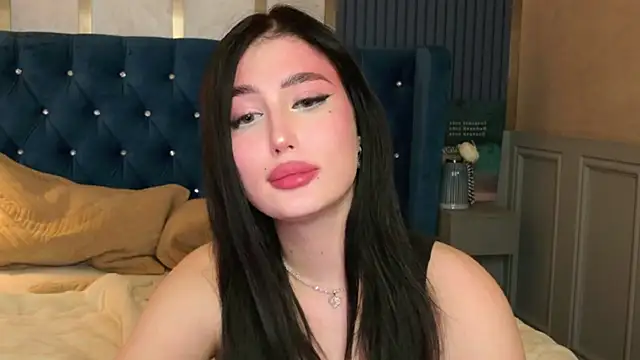 EmmaLawrens online show from September 2025 03:44:01 AM