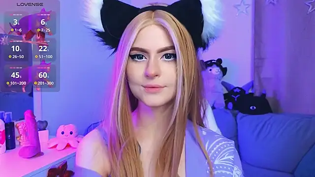 Emily  Mooree online show from February 2025 04:16:02 AM