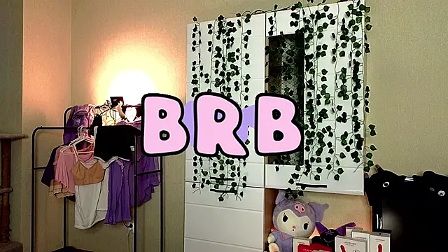 Emily  Mooree online show from November 2025 03:43:01 AM