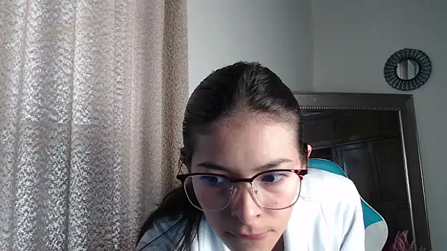 Aleska Miami online show from September 2025 01:46:01 PM