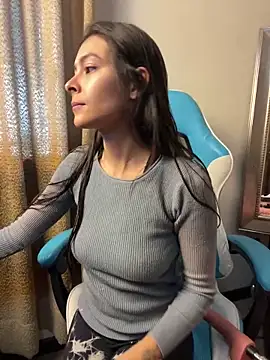 Aleska Miami online show from March 2026 09:08:02 PM