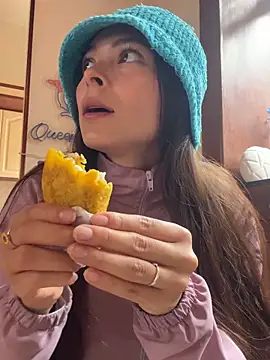 Aleska Miami online show from March 2026 03:17:02 PM