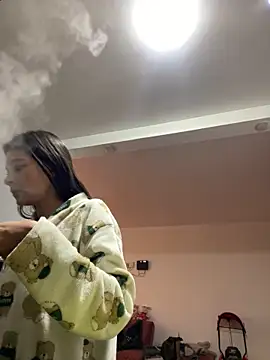 Aleska Miami online show from April 2026 12:50:02 PM