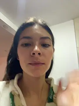 Aleska Miami online show from April 2026 01:57:01 PM