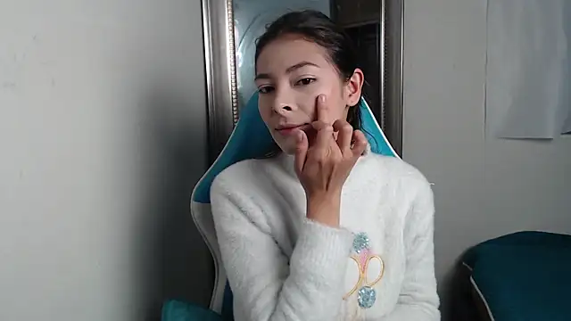 Aleska Miami online show from September 2025 01:54:01 PM