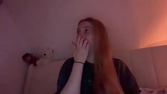 Ella-82 online show from October 2025 08:21:02 PM