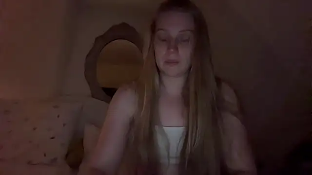 Ella-82 online show from June 2026 09:01:01 PM