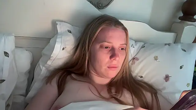 Ella-82 online show from June 2026 07:19:02 PM