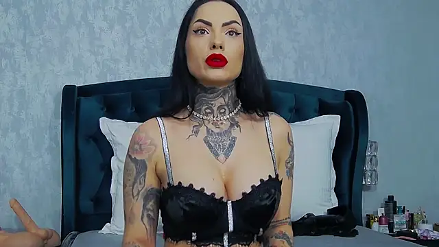 NataliaCristal online show from December 2025 05:34:02 AM