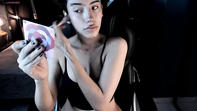 Snapshot of vaiolethsan__ chatting on January 2026 08:34:02 PM vaiolethsan online show from January 2026 08:34:02 PM