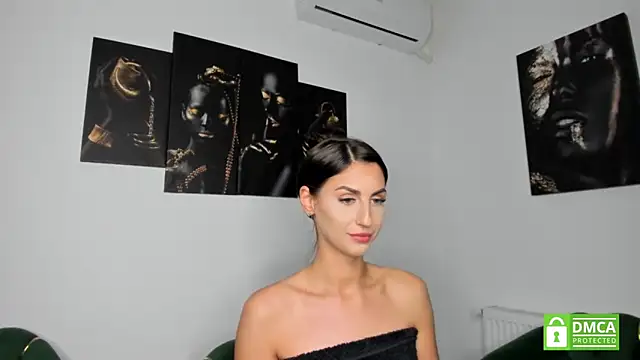 BelovedKhloee online show from March 2025 06:00:02 PM