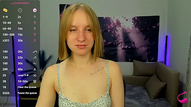 BeautyBlondy online show from October 2025 12:15:02 PM