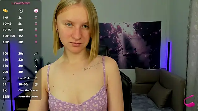 BeautyBlondy online show from October 2025 12:28:01 PM