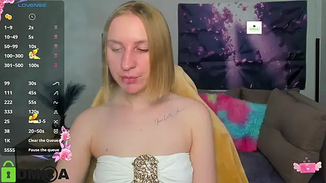 BeautyBlondy online show from May 2026 12:33:01 PM