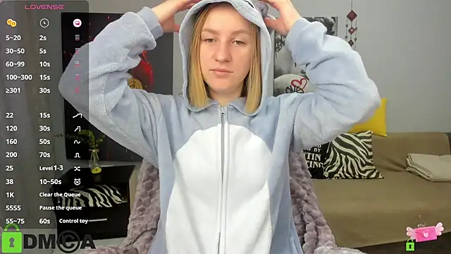 BeautyBlondy online show from February 2026 01:23:01 PM