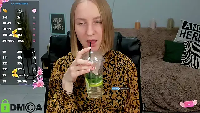 BeautyBlondy online show from May 2026 12:33:01 PM