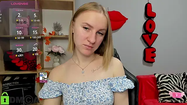 BeautyBlondy online show from November 2025 01:22:01 PM