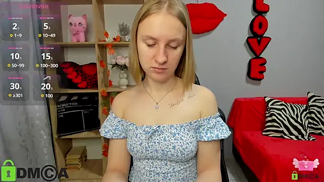 BeautyBlondy online show from November 2025 12:54:01 PM