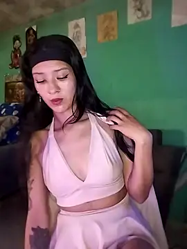 Cleo Hott online show from November 2025 01:42:01 AM