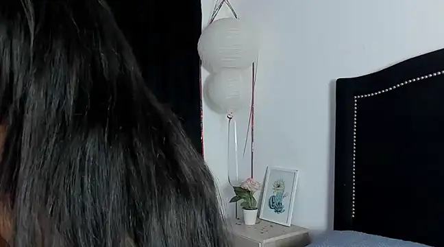 Snapshot of Cleo_Hott chatting on March 2025 06:16:01 AM Cleo Hott online show from March 2025 06:16:01 AM